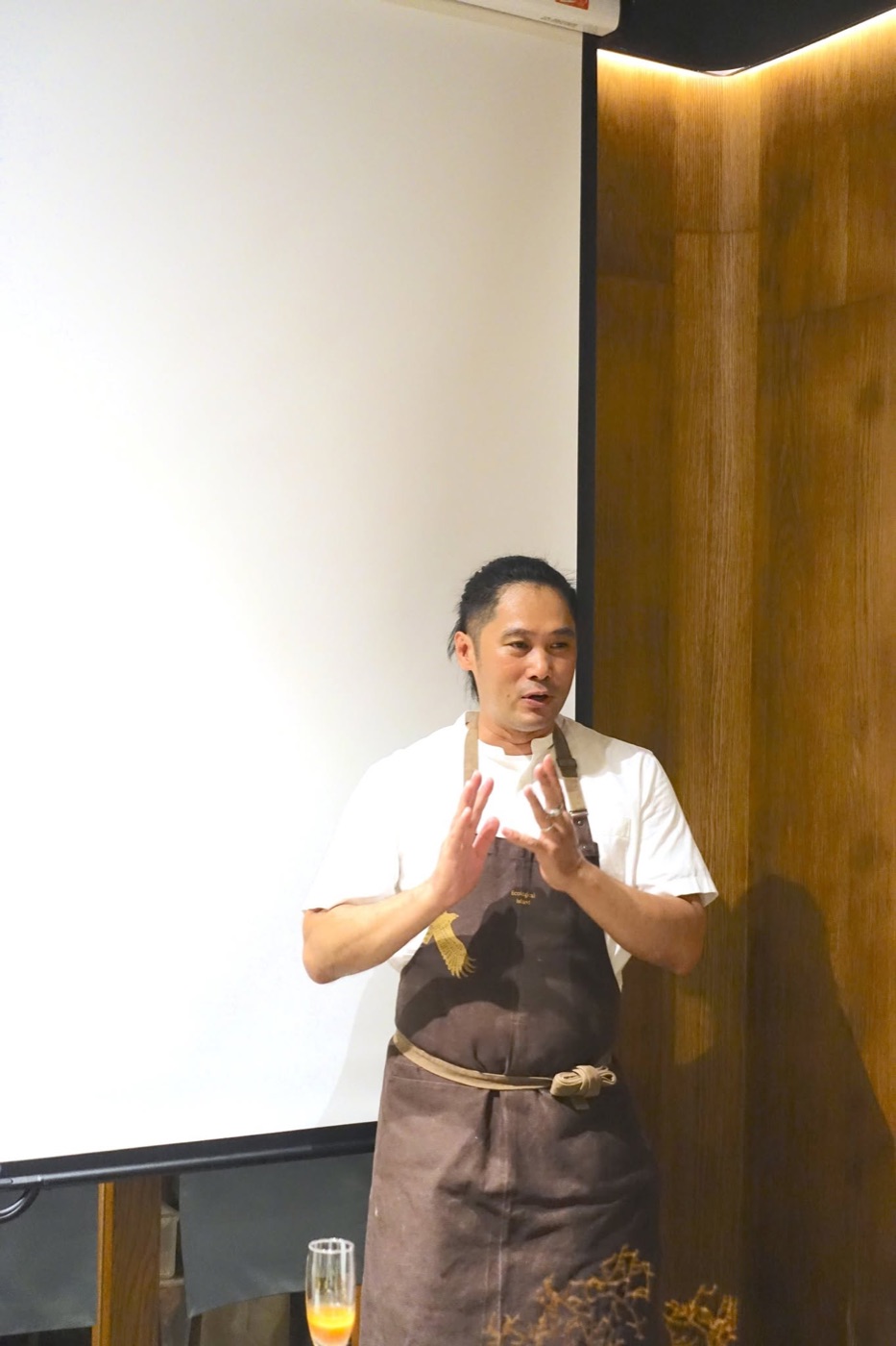 高梓現與大家分享食材背後的故事